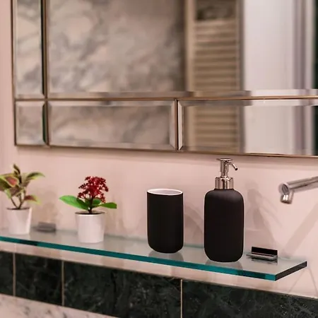 Appartamento Porta Nuova-centroelegant Wifi&netflix