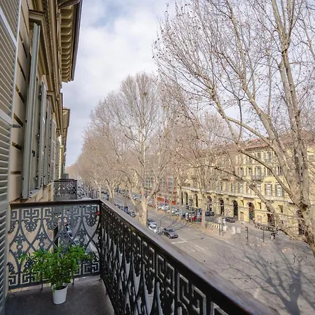 Appartamento Porta Nuova-centroelegant Wifi&netflix