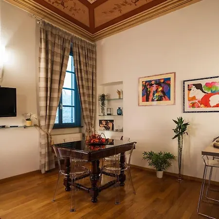 Porta Nuova-centroelegant Wifi&netflix דירה *